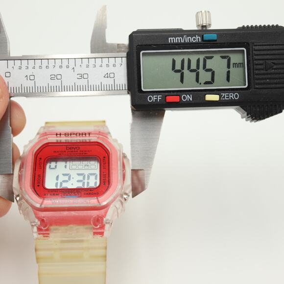 Beya Mens 45m Digital Sport Watch Red Clear Alarm Chrono with New Battery - Picture 2 of 13